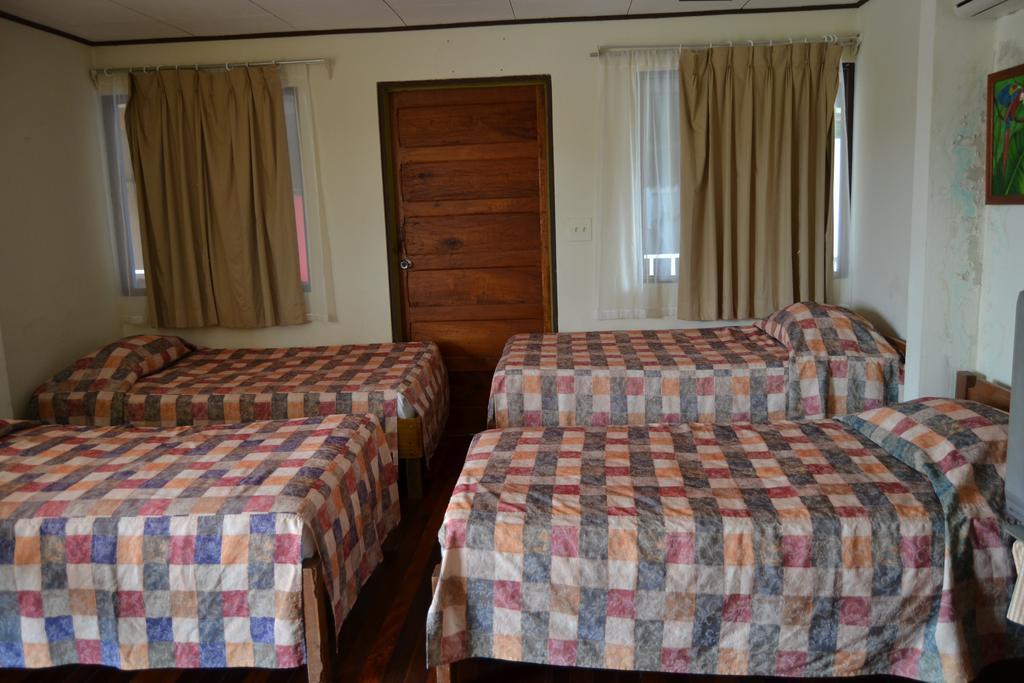 Hotel Sierpe River Номер фото