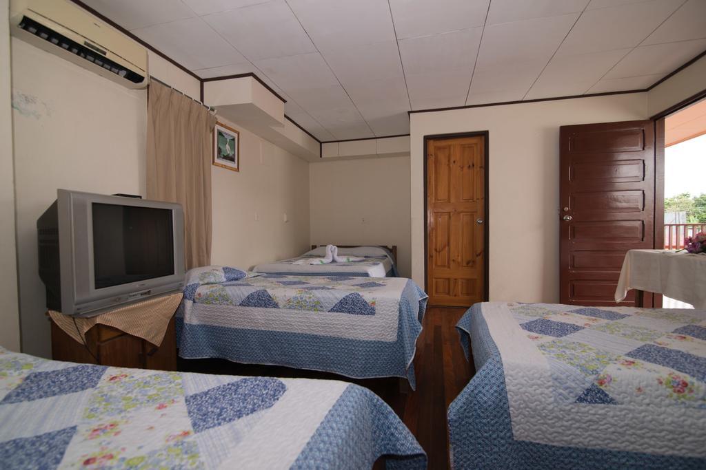 Hotel Sierpe River Экстерьер фото